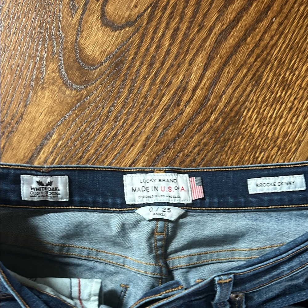 Lucky Brand Women's Dark Blue Skinny Jeans - Picture 2 of 8
